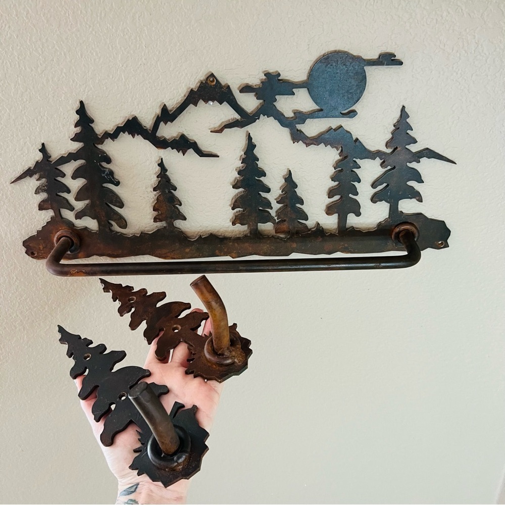 Vintage Mountain Scene Towel Bar and two Robe hangers.